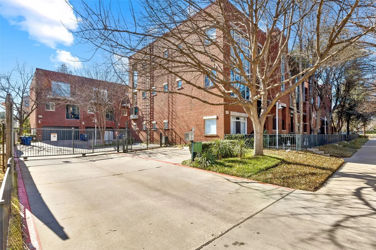 4241 Rawlins Street #14 9 4241 Rawlins Street #14