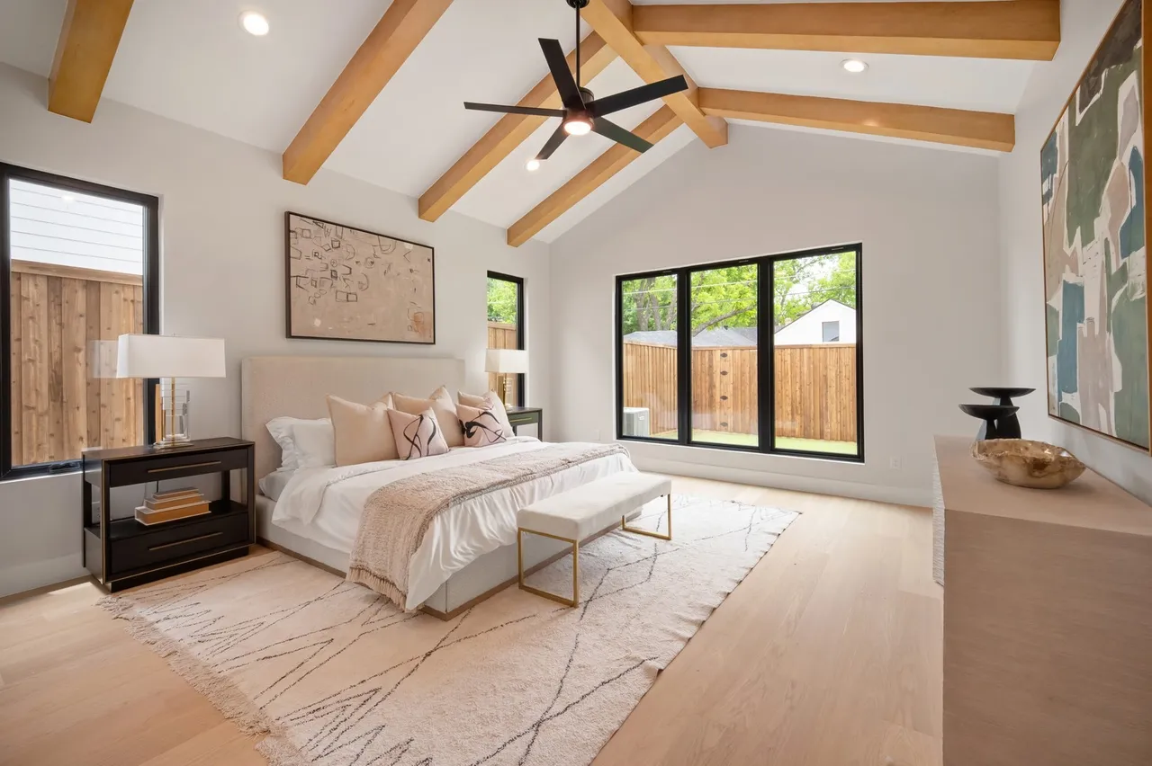 4241 Somerville Ave 17 4241 Somerville Ave