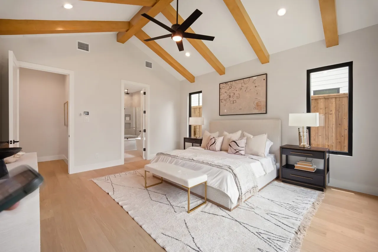 4241 Somerville Ave 19 4241 Somerville Ave