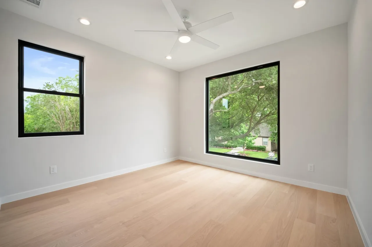 4241 Somerville Ave 37 4241 Somerville Ave