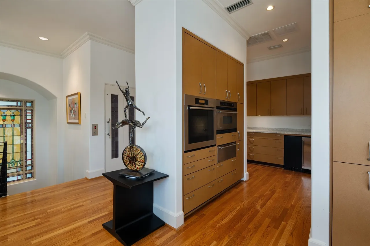 2203 Allen St, Dallas, TX 75204 13 2203 Allen Street