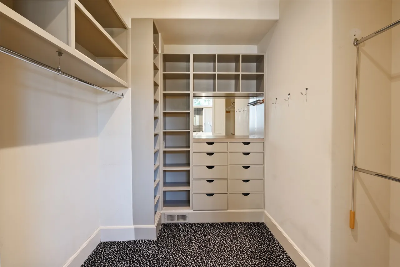 2203 Allen St, Dallas, TX 75204 22 2203 Allen Street