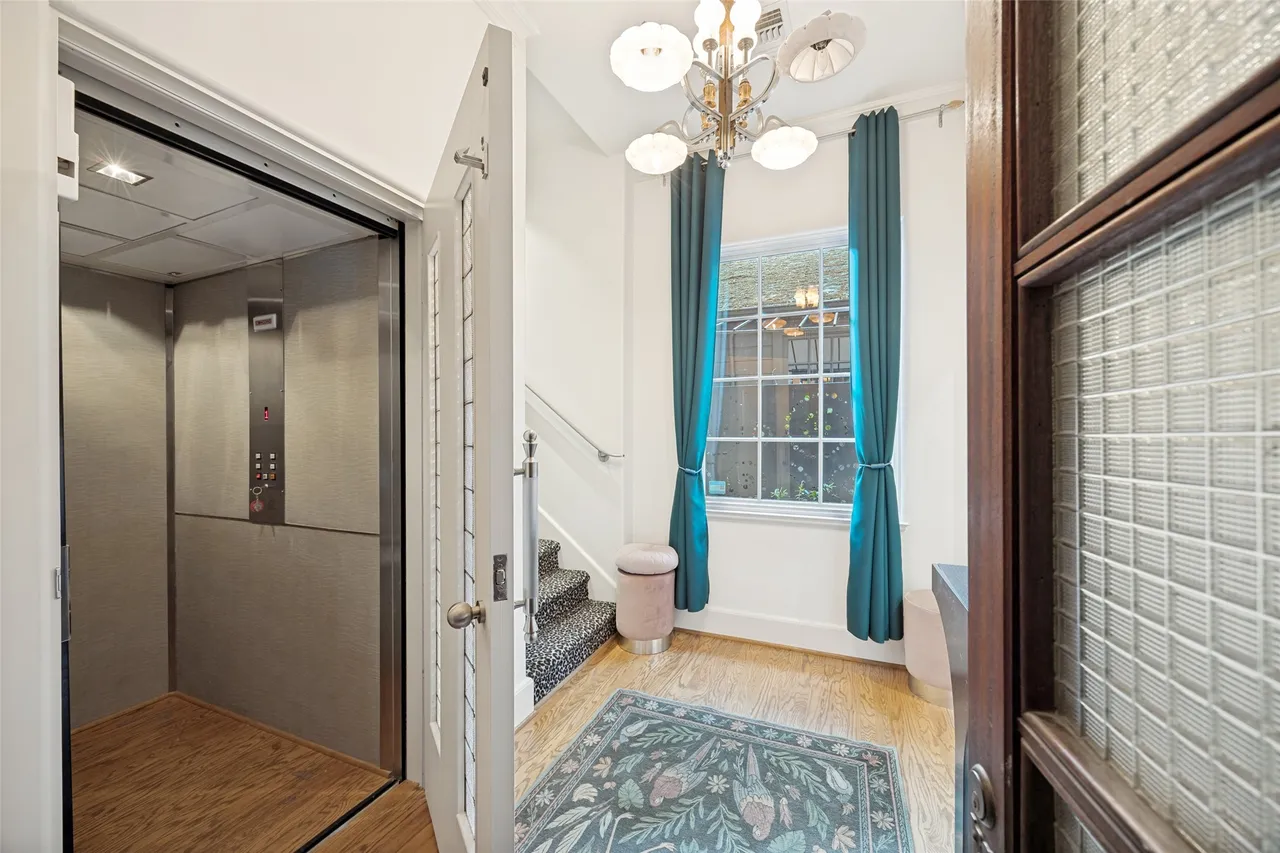 2203 Allen St, Dallas, TX 75204 32 2203 Allen Street