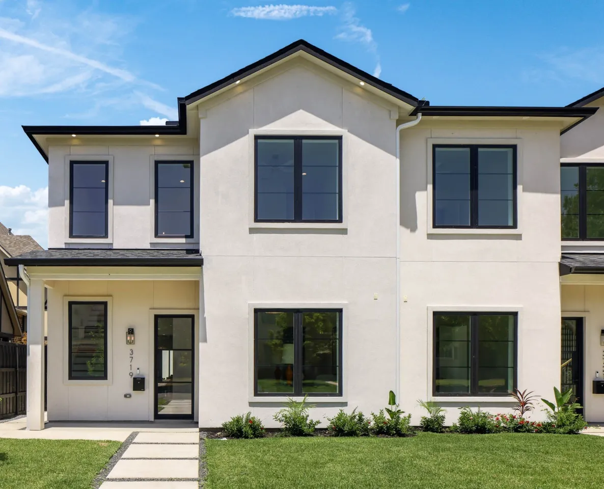 3719 W Beverly Dr