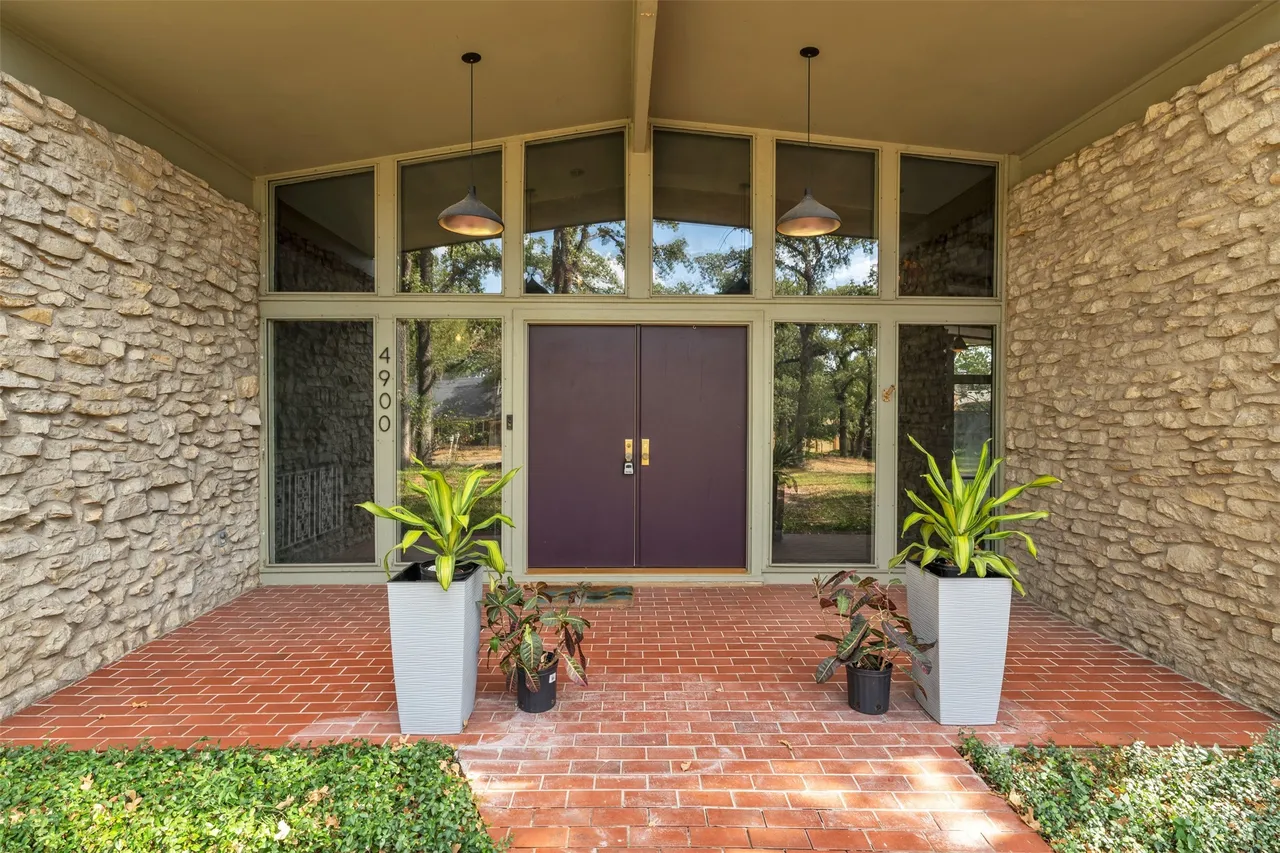 4900 Wondol Ct, North Richland Hills, TX 76053 4 4900 Wondol Court